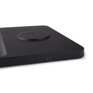Vinga V30800 - Stolní bezdrátová nabíječka a organizér VINGA Timo z RCS